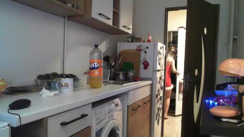 Alma online show from December 25, 2024, 12:05 pm