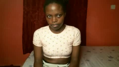 Snapshot of prettybabe02 chatting on January 18, 2025, 1:08 am SaraCattra online show from January 18, 2025, 1:08 am