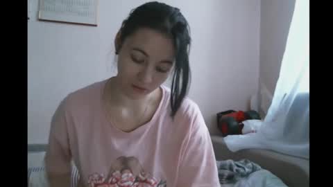 Snapshot of prettybella_7 chatting on January 9, 2025, 6:17 am Bella online show from January 9, 2025, 6:17 am
