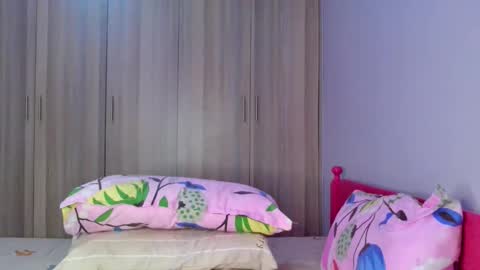 Snapshot of prettybigclit_ebony chatting on October 5, 2025, 6:12 am prettybigclit_ebony online show from October 5, 2025, 6:12 am