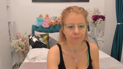 Snapshot of prettyblackeyes chatting on March 12, 2025, 6:51 am wilma online show from March 12, 2025, 6:51 am