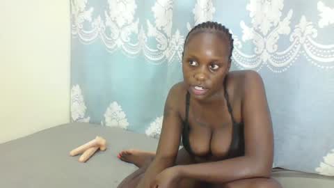 Snapshot of prettydarkskin002 chatting on February 20, 2025, 6:57 pm SHANIA online show from February 20, 2025, 6:57 pm