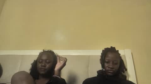 Snapshot of prettyeve25 chatting on September 18, 2025, 8:27 am eve online show from September 18, 2025, 8:27 am