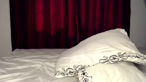 Snapshot of prettygoddess1 chatting on October 4, 2025, 6:11 am Mary online show from October 4, 2025, 6:11 am