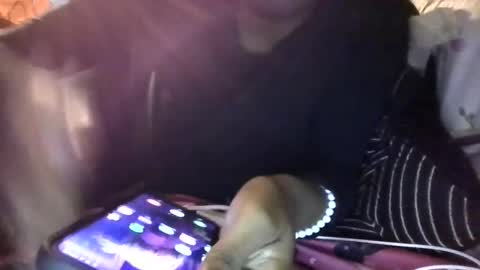 prettyma online show from February 23, 2025, 8:39 am