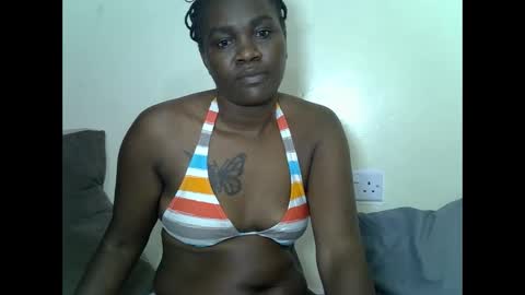 Snapshot of prettyliz30 chatting on September 8, 2025, 5:45 pm LILIAN online show from September 8, 2025, 5:45 pm