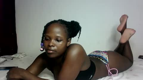 Melly online show from March 8, 2025, 2:08 pm