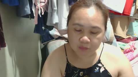 Snapshot of prettynhing chatting on March 2, 2025, 2:30 am Nhing online show from March 2, 2025, 2:30 am