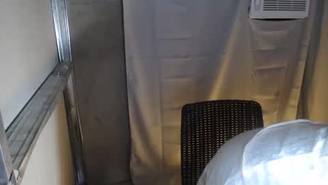 Odette online show from November 11, 2025, 2:33 am