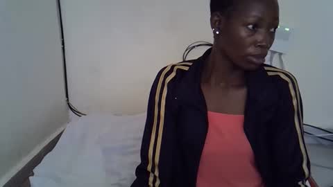 Snapshot of prettyqueen24 chatting on November 10, 2025, 8:46 am Pretty Queen online show from November 10, 2025, 8:46 am