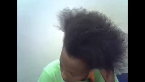 Snapshot of prettyqueenn1 chatting on December 27, 2024, 2:22 pm sharon online show from December 27, 2024, 2:22 pm