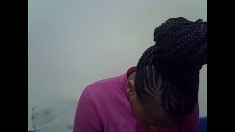 Snapshot of prettyqueenn1 chatting on January 5, 2025, 7:28 am sharon online show from January 5, 2025, 7:28 am