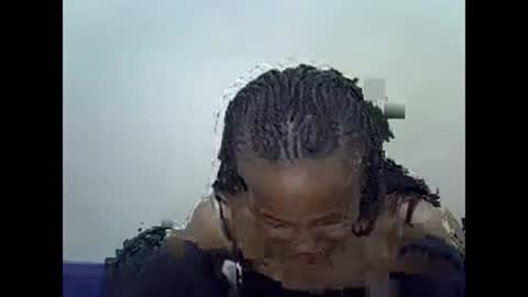 Snapshot of prettyqueenn1 chatting on January 7, 2025, 4:05 pm sharon online show from January 7, 2025, 4:05 pm