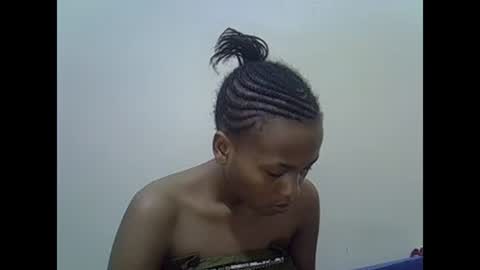 Snapshot of prettyqueenn1 chatting on January 29, 2025, 4:26 am sharon online show from January 29, 2025, 4:26 am