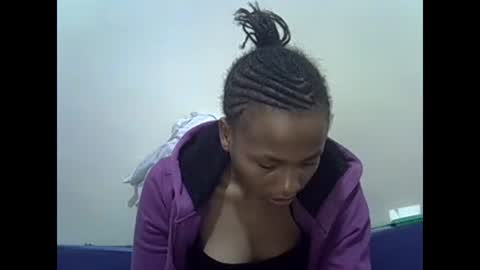 Snapshot of prettyqueenn1 chatting on February 2, 2025, 12:30 am sharon online show from February 2, 2025, 12:30 am