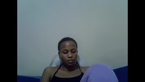 Snapshot of prettyqueenn1 chatting on February 3, 2025, 2:25 am sharon online show from February 3, 2025, 2:25 am