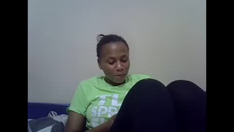 Snapshot of prettyqueenn1 chatting on February 7, 2025, 10:20 pm sharon online show from February 7, 2025, 10:20 pm