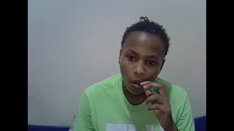 Snapshot of prettyqueenn1 chatting on February 8, 2025, 11:45 pm sharon online show from February 8, 2025, 11:45 pm