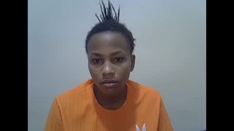 Snapshot of prettyqueenn1 chatting on February 22, 2025, 11:24 am sharon online show from February 22, 2025, 11:24 am