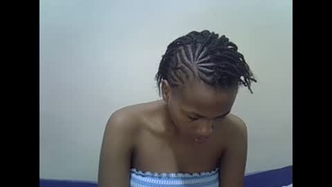 Snapshot of prettyqueenn1 chatting on March 7, 2025, 2:01 pm sharon online show from March 7, 2025, 2:01 pm