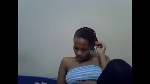 Snapshot of prettyqueenn1 chatting on March 7, 2025, 9:48 pm sharon online show from March 7, 2025, 9:48 pm