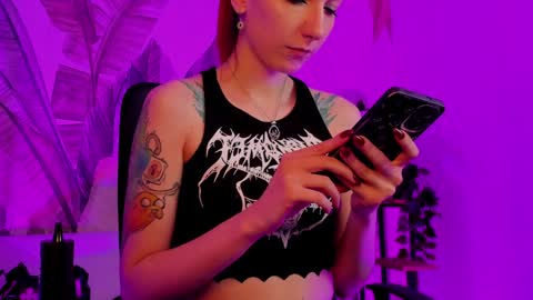 Mila -NONUDE MODEL online show from January 9, 2025, 1:56 pm