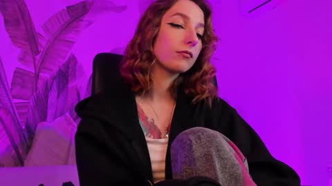 Mila -NONUDE MODEL online show from January 20, 2025, 1:32 pm