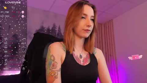 Mila -NONUDE MODEL online show from February 11, 2025, 1:20 pm