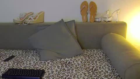 Snapshot of prettyvanessa chatting on March 3, 2025, 12:58 pm prettyvanessa online show from March 3, 2025, 12:58 pm