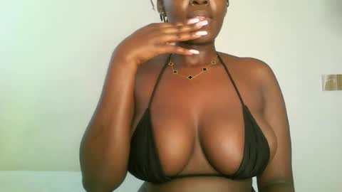 prettyvishy online show from March 6, 2025, 6:41 am