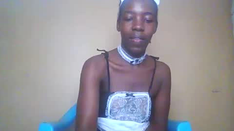 prettyzuzu online show from September 12, 2025, 6:46 am