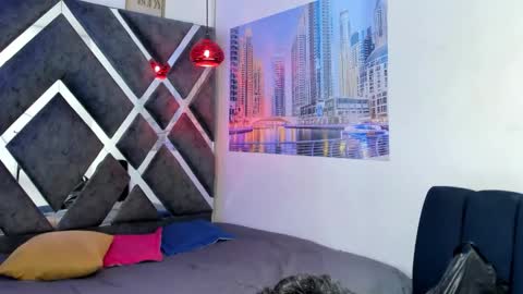 prince_arthur77 online show from September 14, 2025, 12:59 pm