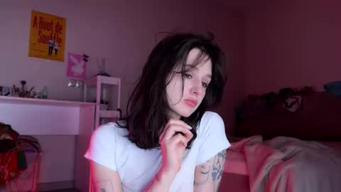 Kristina online show from December 15, 2025, 5:06 pm