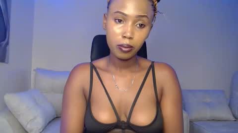 Snapshot of princess_princessa chatting on February 13, 2025, 12:57 am princess_princessa online show from February 13, 2025, 12:57 am