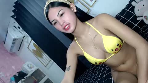 Snapshot of princess_stellaxx chatting on January 31, 2025, 8:33 pm Estela online show from January 31, 2025, 8:33 pm