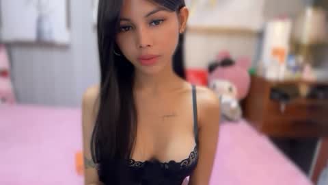 Snapshot of princess_stellaxx chatting on November 12, 2025, 7:13 pm Estela online show from November 12, 2025, 7:13 pm