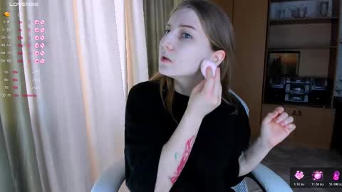 Snapshot of princessaalicc chatting on November 22, 2025, 8:02 am princessaalicc online show from November 22, 2025, 8:02 am