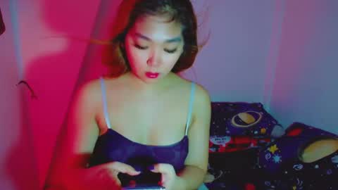 Snapshot of princesscutiexx chatting on December 7, 2024, 12:13 pm Hello everyone this is your beloved Athena again I present the most comfortable and kind room I accept everyone with kindness online show from December 7, 2024, 12:13 pm