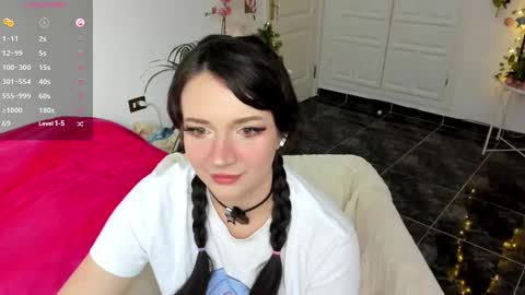 Snapshot of princessfoxyx chatting on December 20, 2024, 5:29 pm Princess Foxy online show from December 20, 2024, 5:29 pm