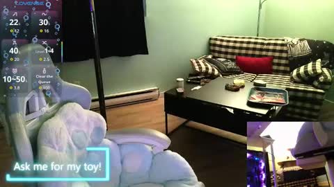 Snapshot of princesstyff chatting on September 25, 2025, 11:03 am Tyff et Blast online show from September 25, 2025, 11:03 am