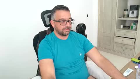 Snapshot of professional_manbd chatting on October 25, 2025, 6:35 pm Professional manBD online show from October 25, 2025, 6:35 pm