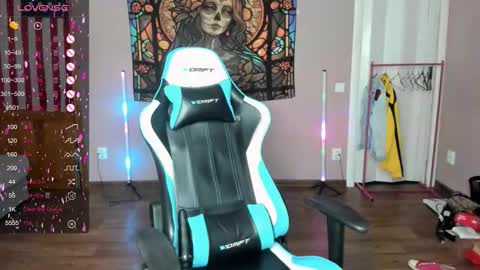 Di online show from October 8, 2025, 9:51 am