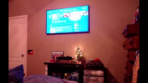 Snapshot of psilocipher chatting on January 8, 2025, 1:42 am Sk8wave online show from January 8, 2025, 1:42 am