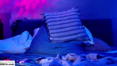 Snapshot of psilocipher chatting on September 10, 2025, 3:50 am Sk8wave online show from September 10, 2025, 3:50 am