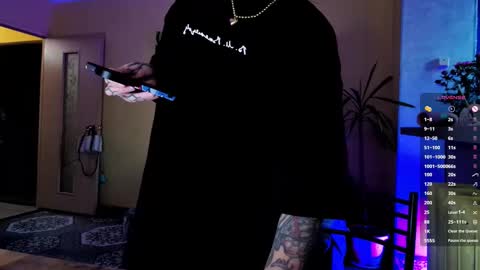 Snapshot of psyheya chatting on October 31, 2025, 1:23 pm LUCY ----- online show from October 31, 2025, 1:23 pm