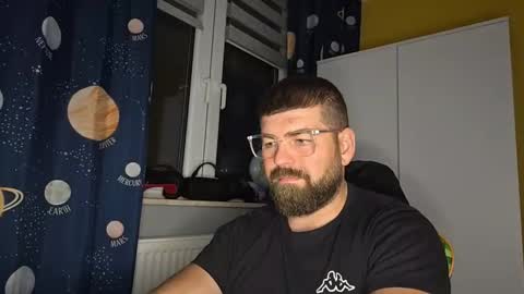 Snapshot of ptoku1985 chatting on October 7, 2025, 10:01 am ptoku1985 online show from October 7, 2025, 10:01 am