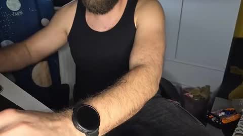 Snapshot of ptoku1985 chatting on October 10, 2025, 6:56 am ptoku1985 online show from October 10, 2025, 6:56 am