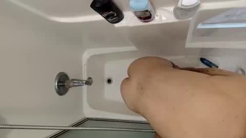 LOVE TO GET MY ASS FUCKED online show from October 23, 2025, 2:11 am