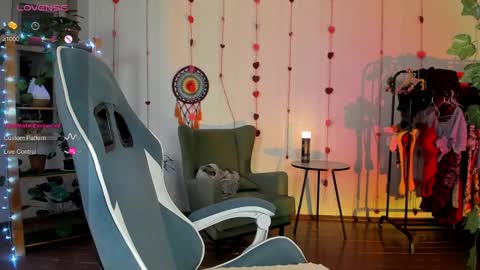 Snapshot of pumbazaebumba chatting on February 19, 2025, 3:38 pm Alisa lack of vitamin D online show from February 19, 2025, 3:38 pm