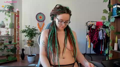 Snapshot of pumbazaebumba chatting on February 21, 2025, 10:28 am Alisa lack of vitamin D online show from February 21, 2025, 10:28 am